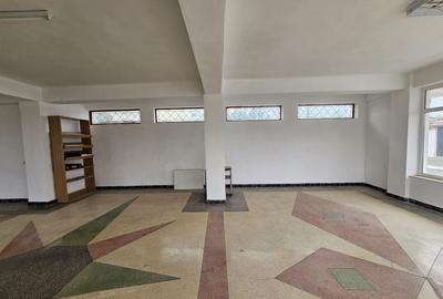 Spațiu comercial, de 280 mp, în Central - 5