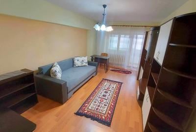 Apartament cu 2 camere decomandat în Tătărași