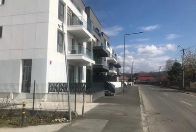 Apartament cu 2 camere decomandat în Traian