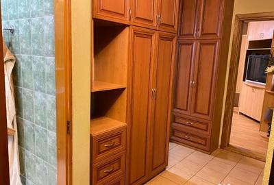 Apartament cu 2 camere decomandat în Berceni - 1
