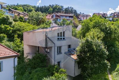 Casă individuală cu 7 camere cu Teren 1056 Mp în Brașovul Vechi - 2