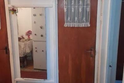 Apartament cu 3 camere decomandat, mobilat în Titan - 5