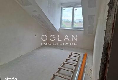 Apartament cu 4 camere decomandat în Turnișor