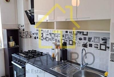 Apartament cu 2 camere semidecomandat în Văcăresti