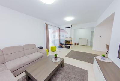 Casă cu 6 camere cu Teren 892 Mp în Est - 4