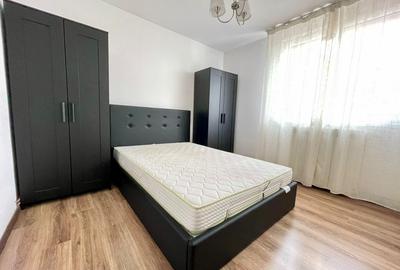 Apartament cu 2 camere decomandat în Florilor