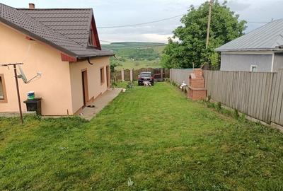 Casă cu 3 camere în Central - 2