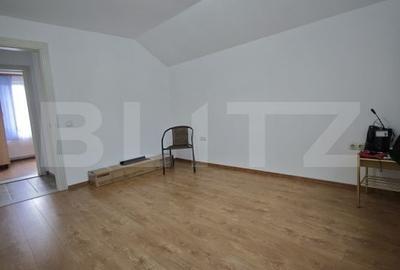 Casă cu 5 camere cu Teren 998 Mp în Central