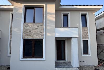 Casă cu 4 camere decomandat în Braytim