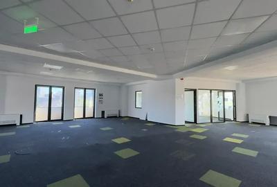 Spațiu comercial, de 438 mp, în Ultracentral - 3