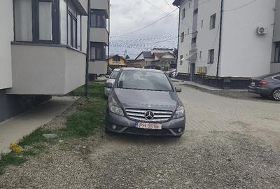 Apartament cu 2 camere decomandat în Puchenii-Moșneni - 1