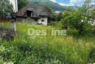 Teren de 434 mp, în Central