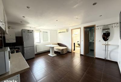 Apartament cu 3 camere semidecomandat în Bucovina
