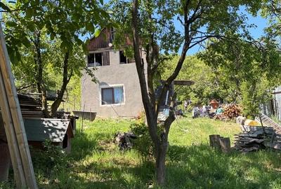 Casă cu 3 camere cu Teren 1700 Mp în Exterior Sud