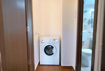 Apartament cu 3 camere semidecomandat, mobilat în Moșilor