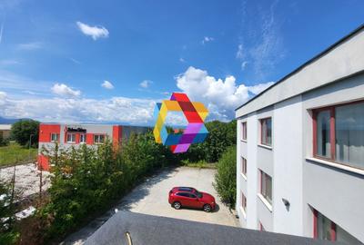 Spațiu comercial, de 880 mp, în Nord - 14
