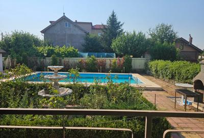 Casă individuală cu 8 camere cu Piscina în Frumușani - 1