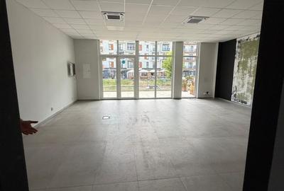 Spațiu comercial, de 89.2 mp, în Florești