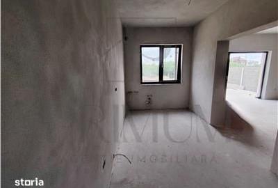 Casă cu 4 camere cu Teren 333 Mp în Central - 4