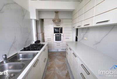 Apartament cu 3 camere în Central - 4