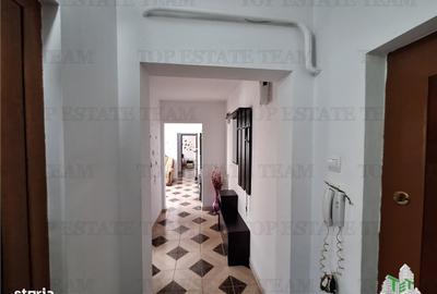 Apartament cu 3 camere semidecomandat, mobilat în Hipodrom