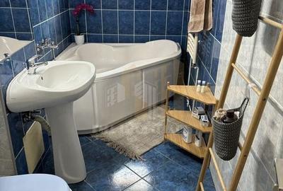 Apartament cu 3 camere decomandat în Central - 3