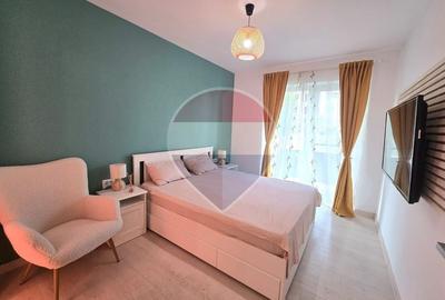 Apartament cu 3 camere decomandat, mobilat în Central