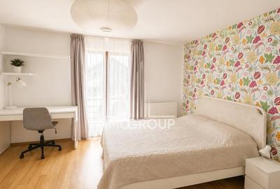 Apartament cu 3 camere semidecomandat, mobilat în Zorilor