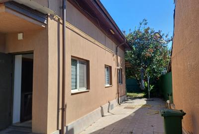 Casă cu 3 camere cu Teren 120 Mp în Brâncoveanu