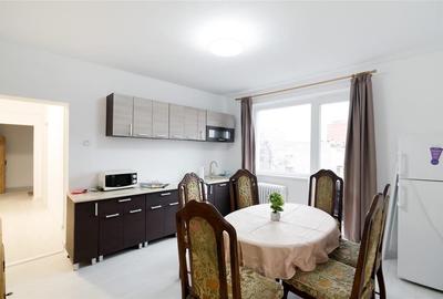 Apartament cu 4 camere semidecomandat în Central - 2