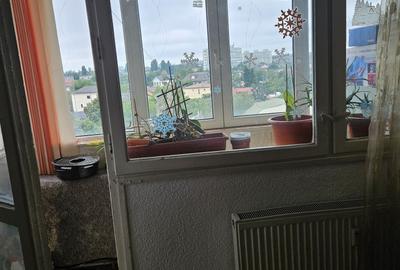 Apartament cu 2 camere decomandat în Rahova - 6
