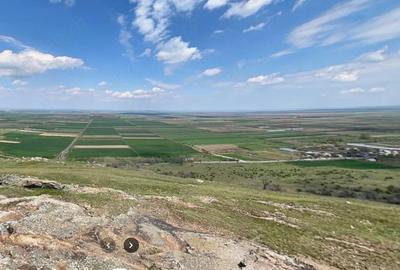 Teren de 3500 mp, în Văcăreni - 2