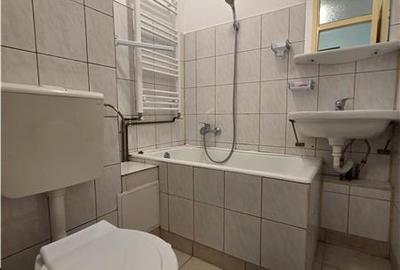 Apartament cu 2 camere nedecomandat, mobilat în Uzina 2 - 20