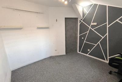 Apartament cu 3 camere decomandat în Aradului - 2