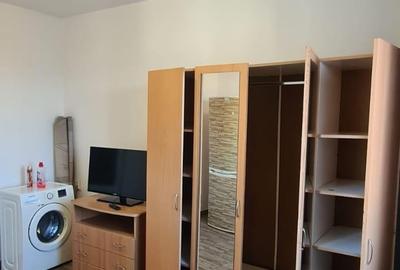 Garsonieră semidecomandată în CET - 3