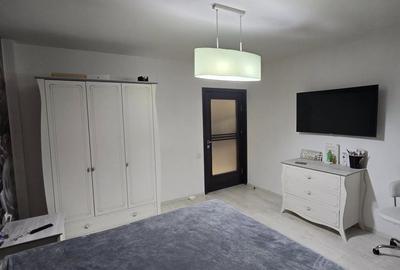 Casă cu 4 camere cu Teren 260 Mp în Chercea