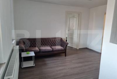 Apartament cu 3 camere semidecomandat în Est