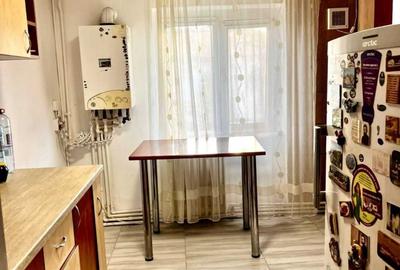 Apartament cu 3 camere decomandat în Exterior Vest - 3