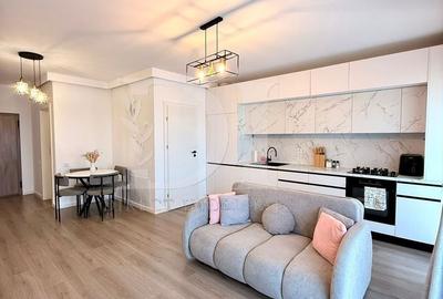 Apartament cu 2 camere semidecomandat, mobilat în Florești