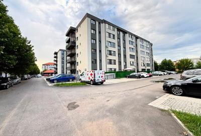 Apartament cu 2 camere decomandat în Dobroești