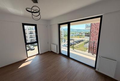 Apartament cu 3 camere decomandat în Bucium - 3