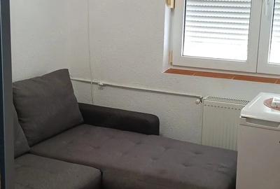 Garsonieră decomandată în Aradului