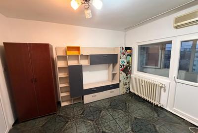 Garsonieră semidecomandată, mobilată în Tei