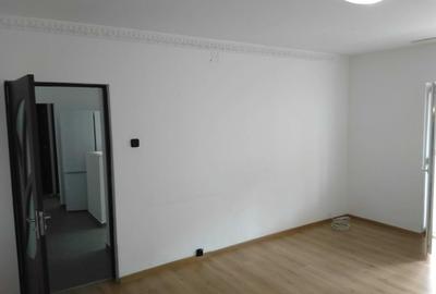 Apartament cu 2 camere decomandat în Unirii