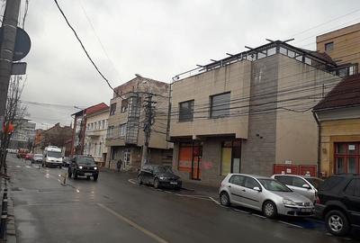 Birou, de 960 mp, în Central - 2