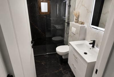 Casă cu 4 camere cu Teren 1000 Mp în Moisei