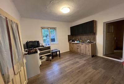 Casă cu 2 camere cu Teren 1642 Mp în Bonț - 7
