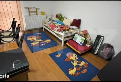 Casă cu 7 camere cu Teren 850 Mp în Șișești