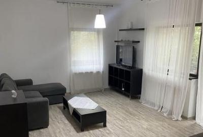 Apartament cu 3 camere decomandat, mobilat în Apărătorii Patriei