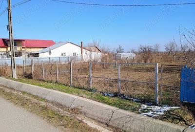 Teren de 1755 mp, în Garoafa - 2